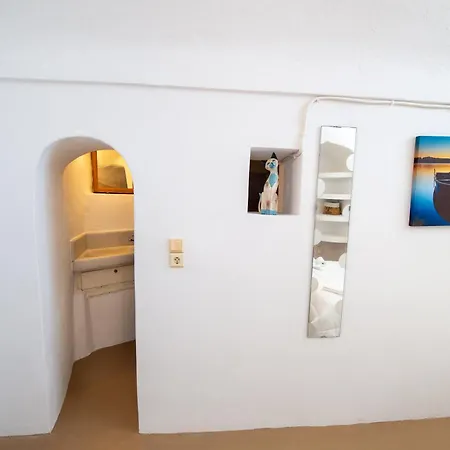 Διαμέρισμα Santorini Village Cave